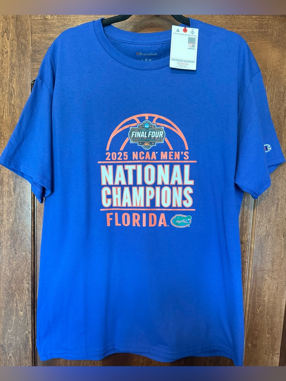 Champion Florida Gators 2025 NCAA Champs NWT Men’s L